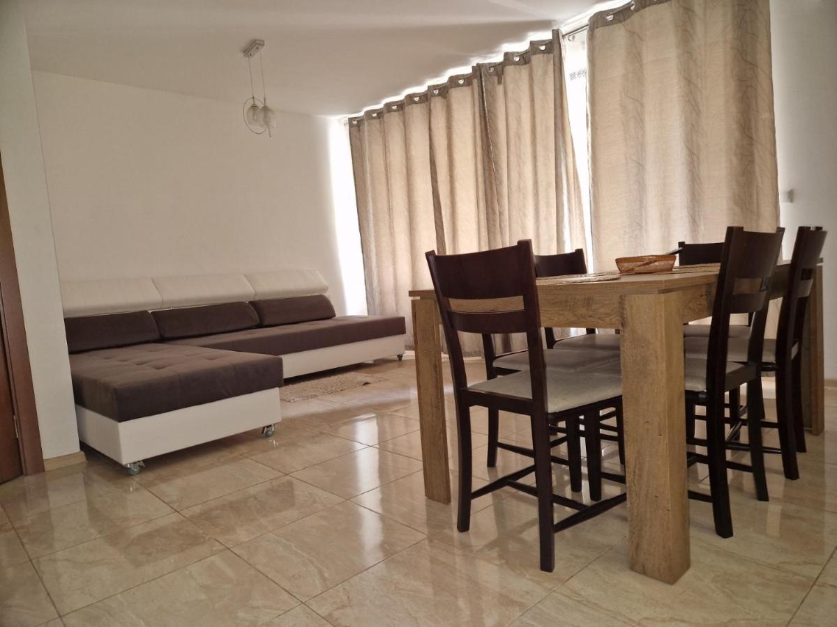 Sea Garden Marina 2 Apartment Varna Esterno foto