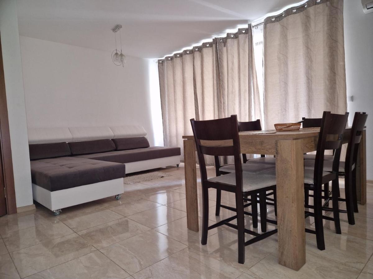 Sea Garden Marina 2 Apartment Varna Esterno foto