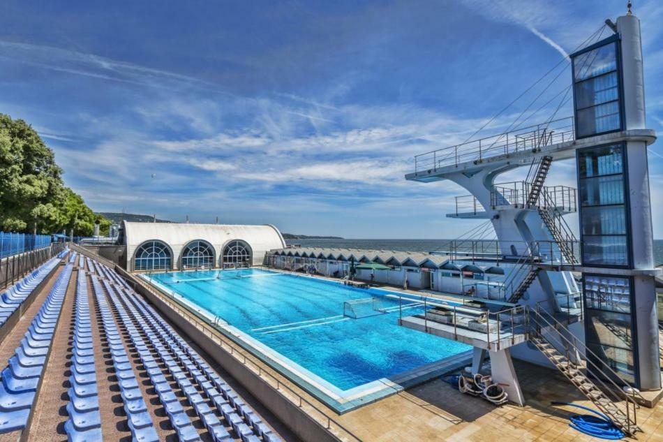 Sea Garden Marina 2 Apartment Varna Esterno foto